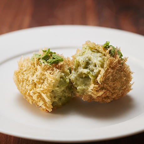 九州産アスパラガスのクリームコロッケ